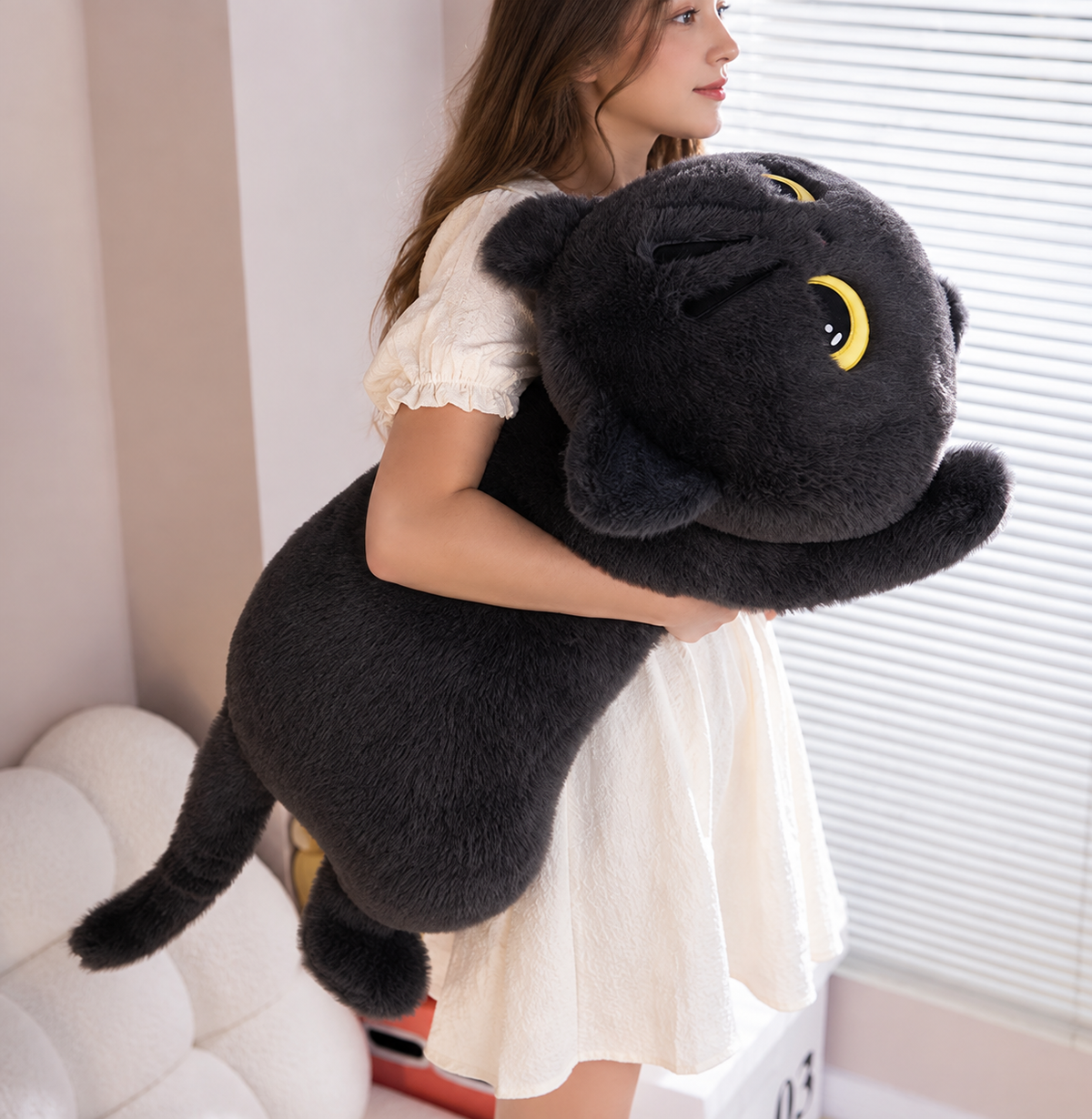 Peluche Chat Noir Doux – Coussin Chat Endormi